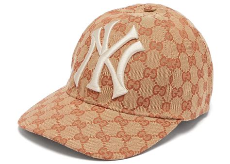 casquette new york gucci|ny yankees gucci logo.